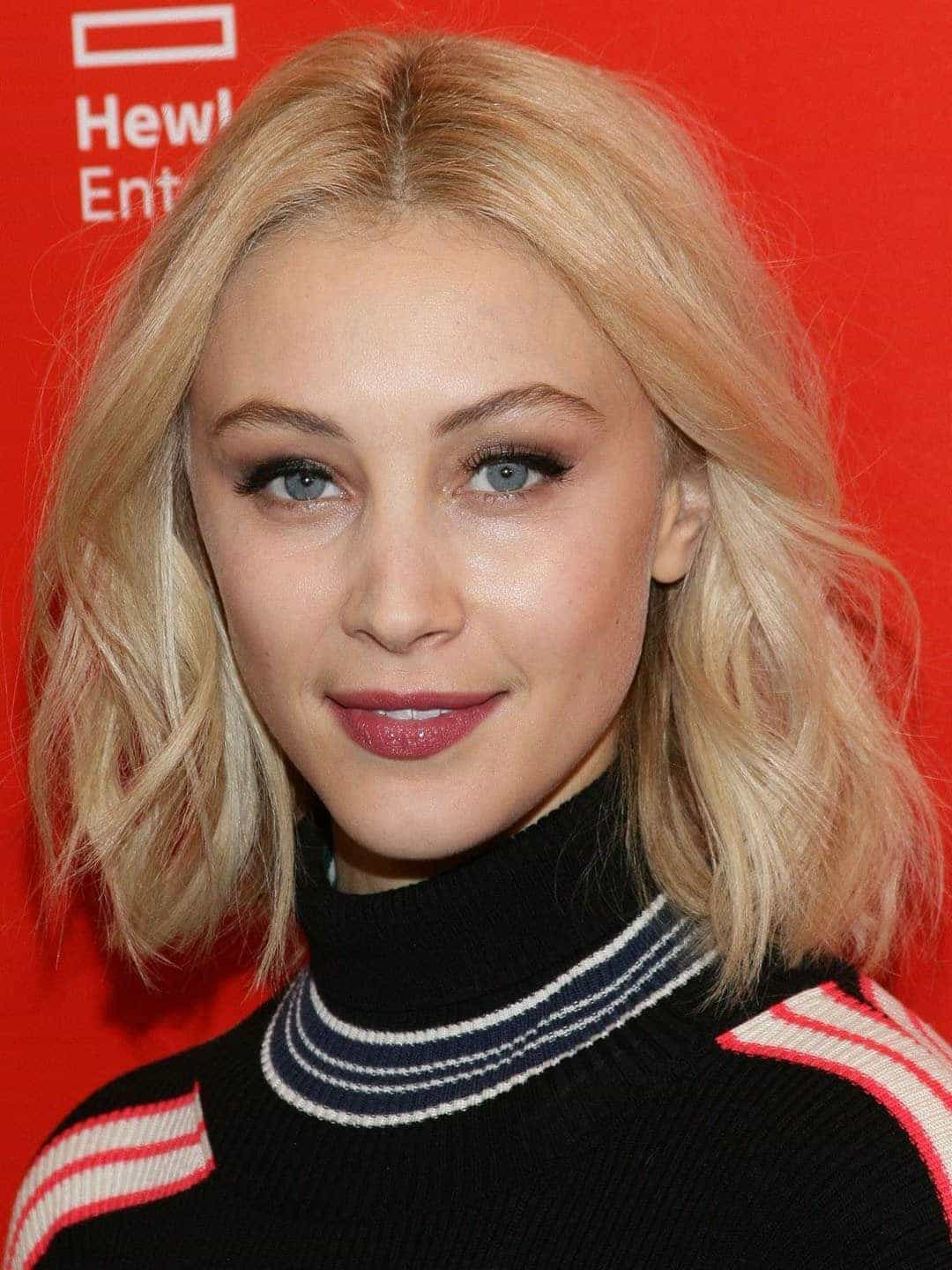 Sarah Gadon